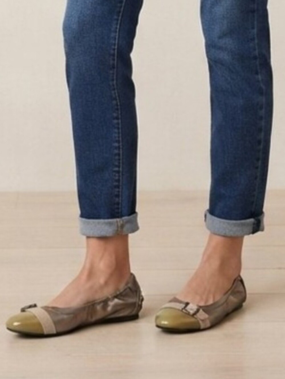 ⭐Tod's Metallic Ballet Flats 38.5